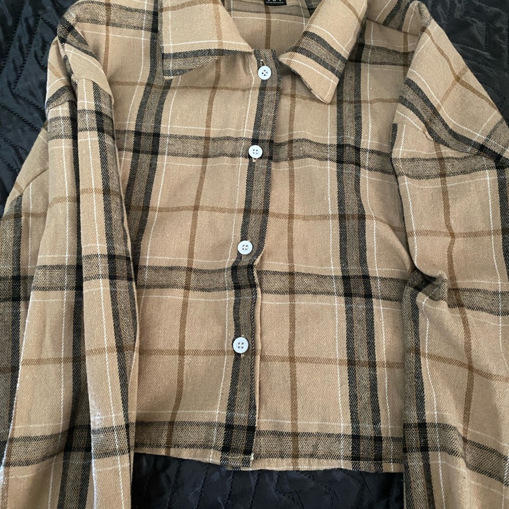 Cropped Flannel, Size small